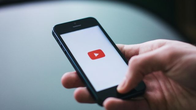 Criação de vídeos para redes sociais e YouTube com uso de IA é tema da reunião do hubpme
